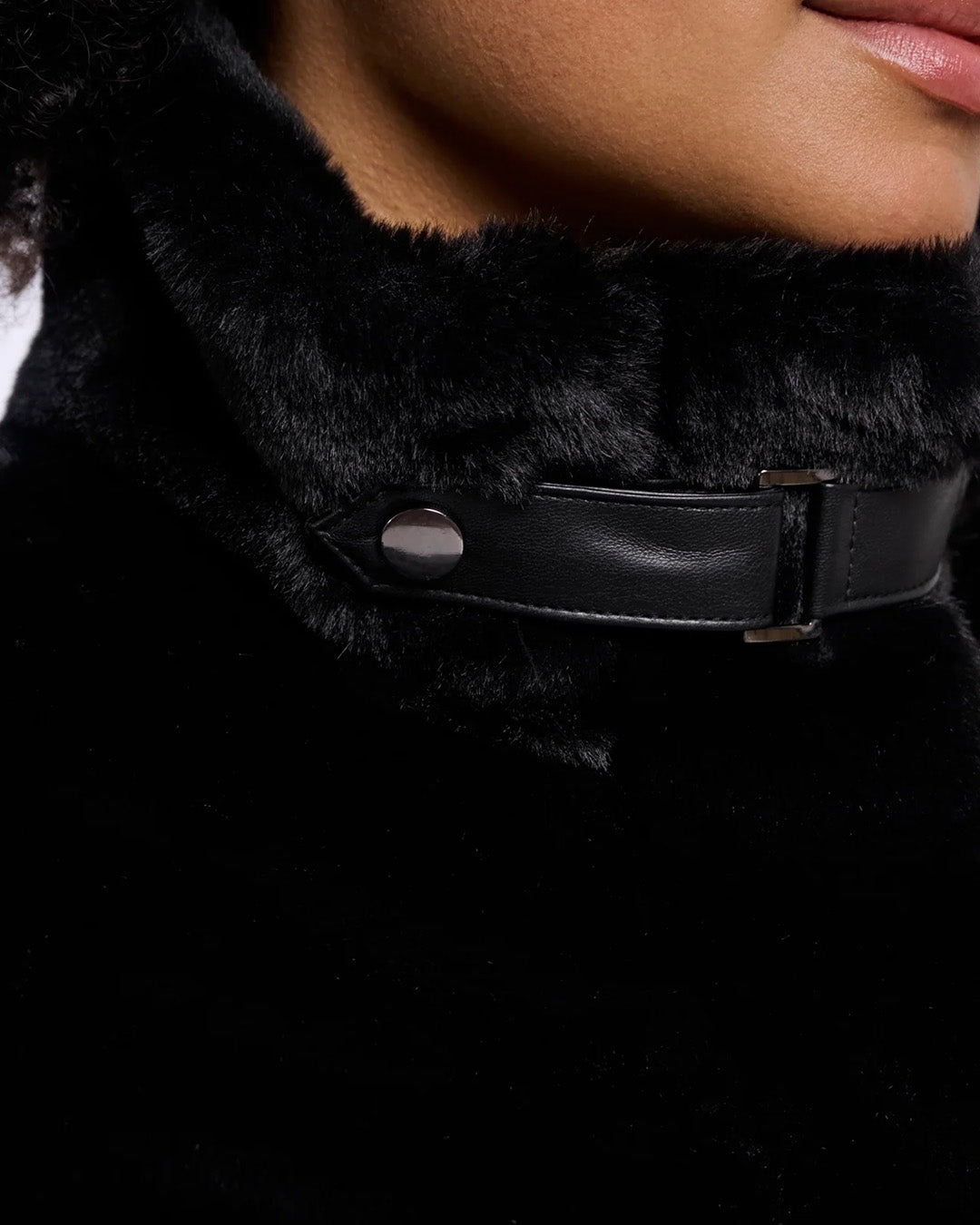Ambra Black