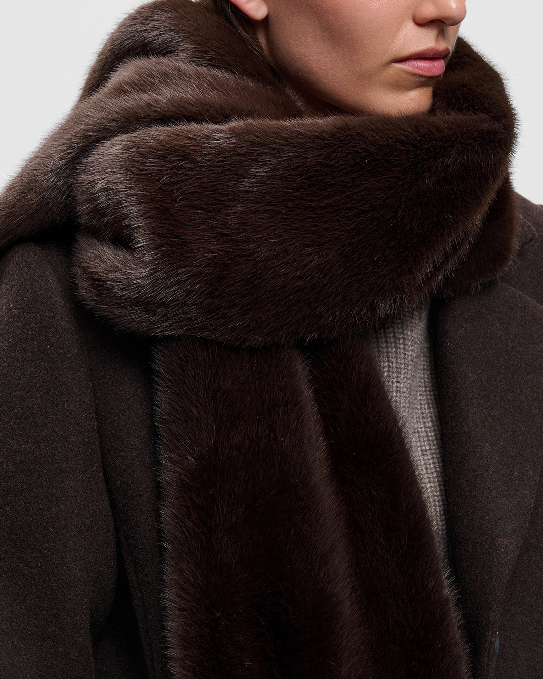 Zabelle Scarf