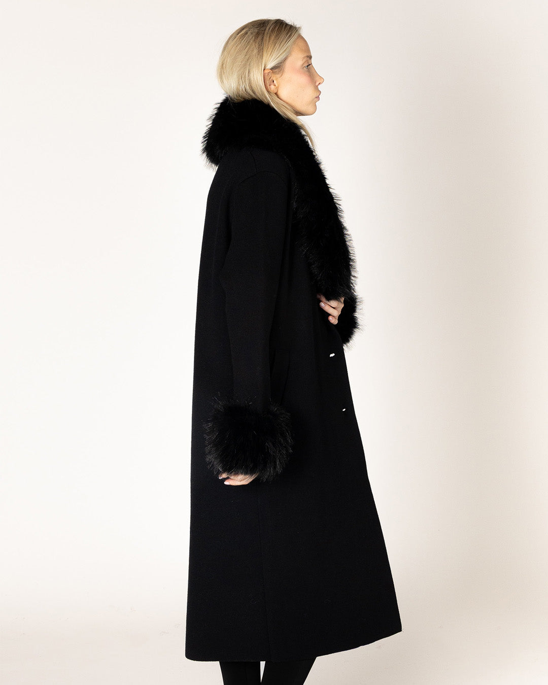 Vicki Fur