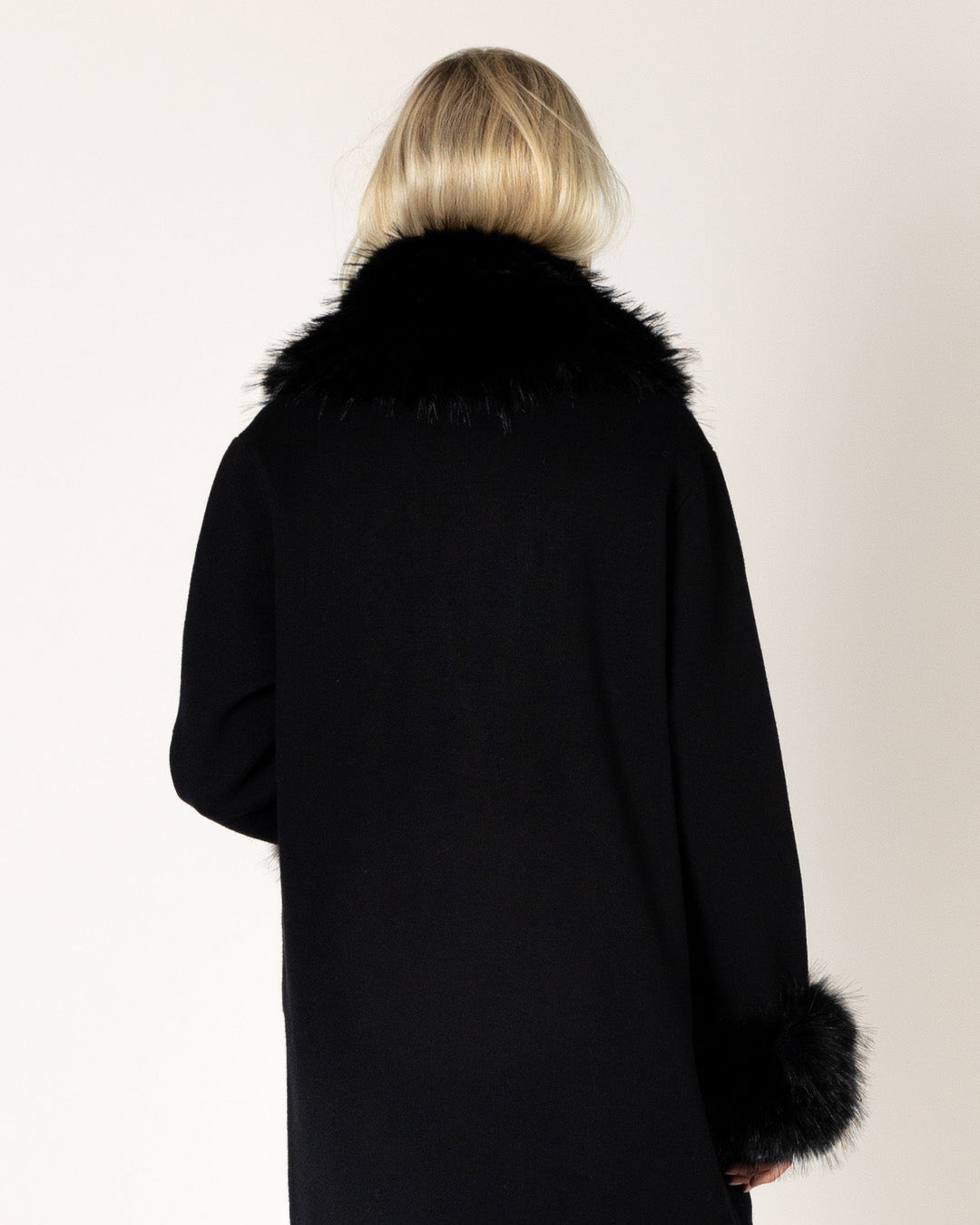 Vicki Fur