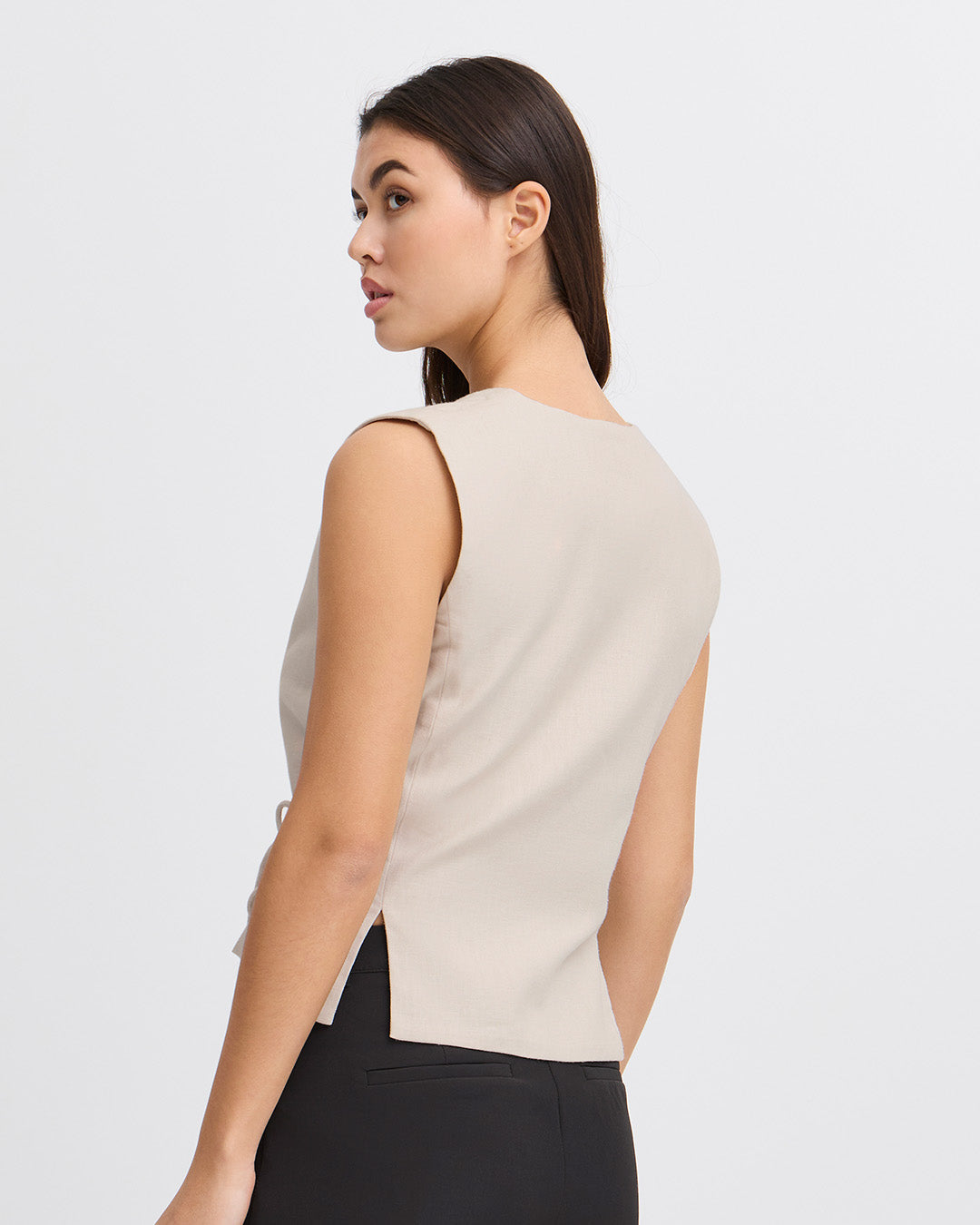 Zahra Vest