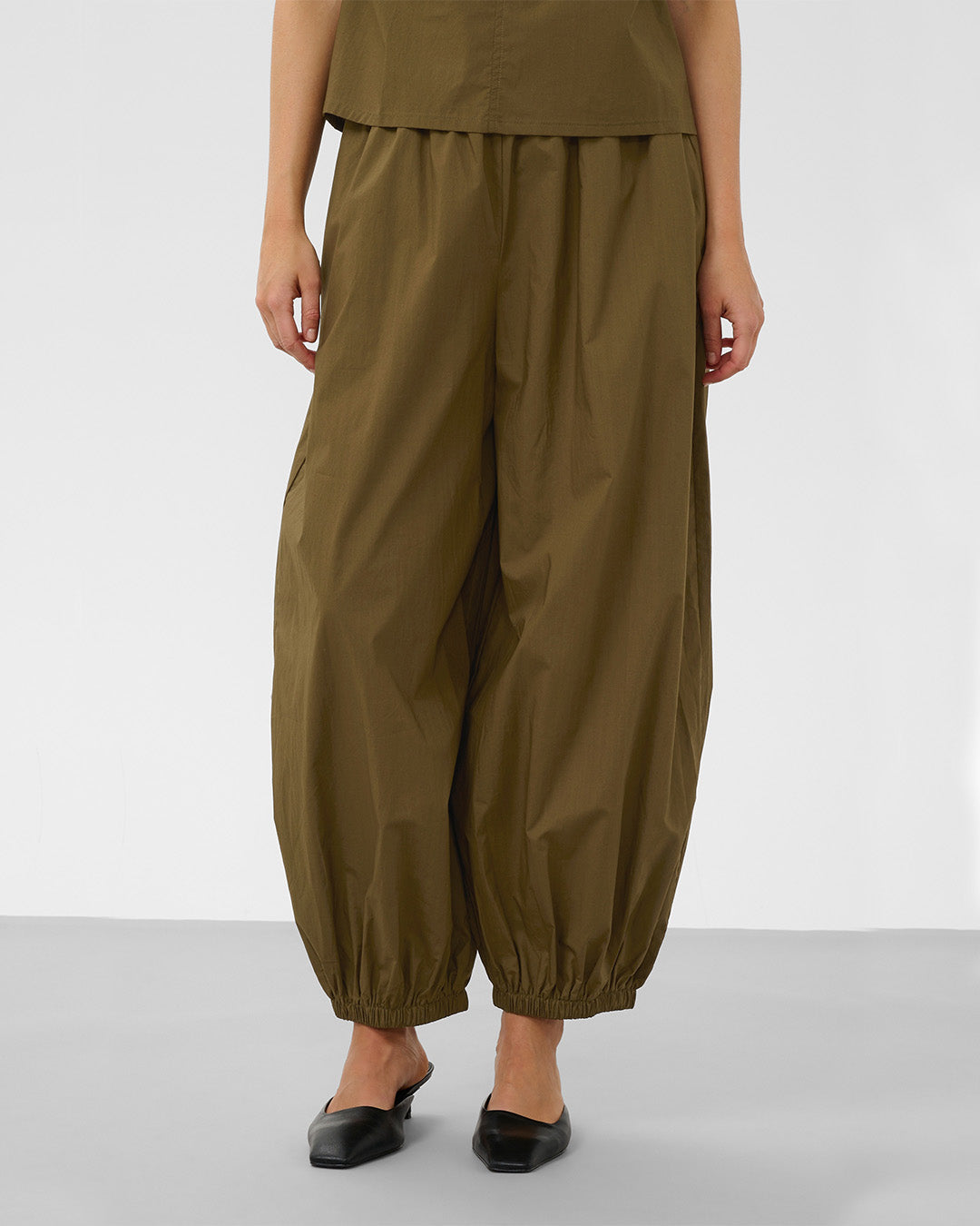 Molopo Pants
